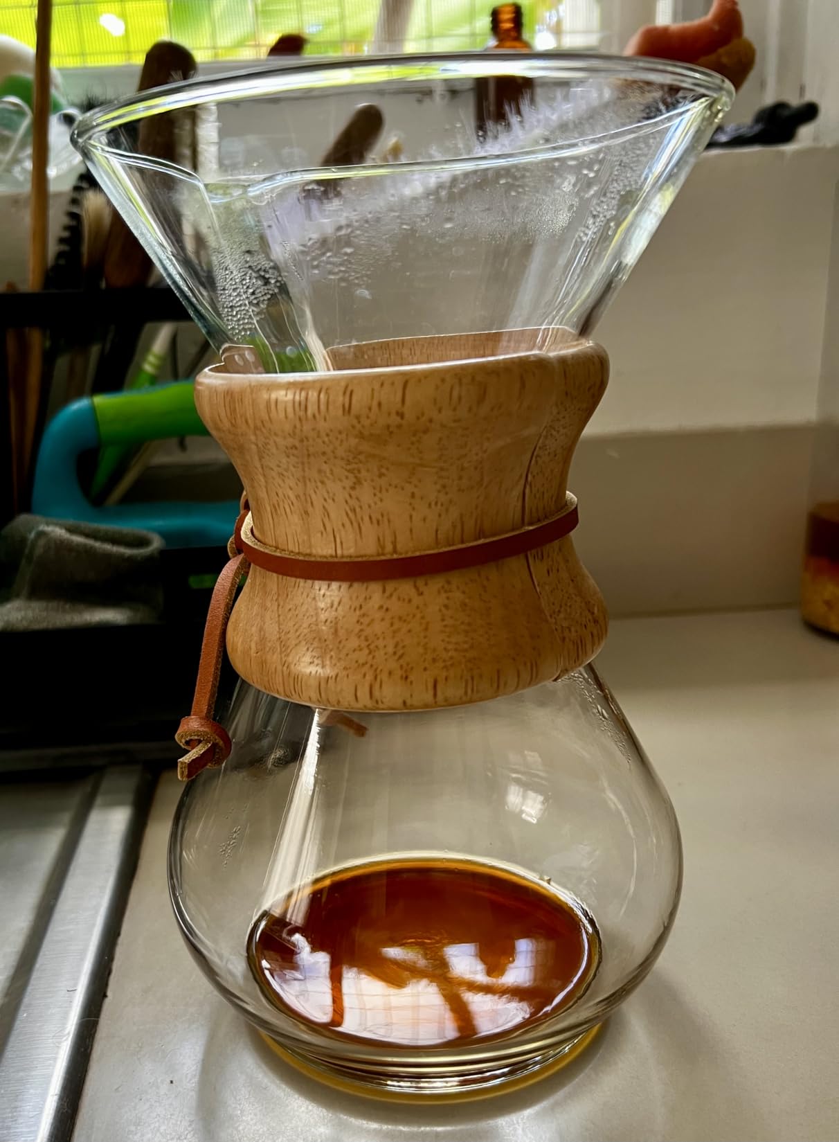 Chemex Pour-Over Glass Coffeemaker - Classic Series - 6-Cup - Exclusive Packaging customer photo 1