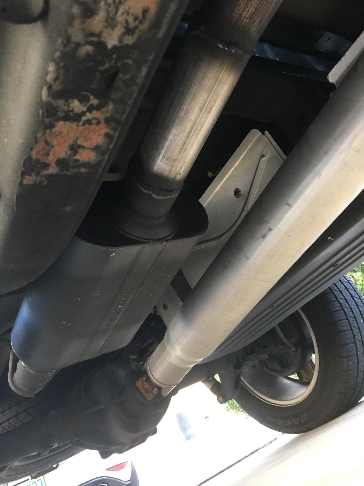 Flowmaster Super 40 Series Chambered Muffler - 3.0