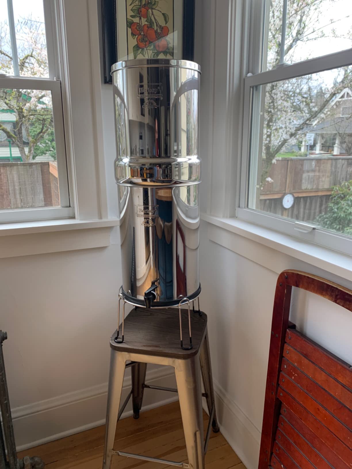 Crown Berkey Gravity-Fed Stainless Steel Countertop Water Filter System 6 Gallon with 2 Authentic Black Berkey Elements BB9-2 Filters customer photo 1