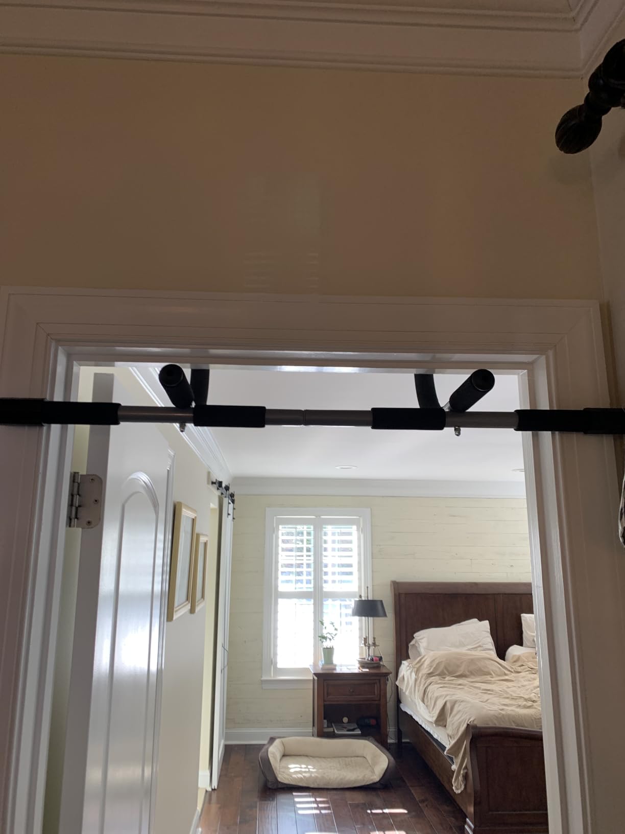 Iron Gym Pull-Up Bar - Total Upper Body Workout Bar for Doorway, Adjustable Width Locking, No Screws Portable Door Frame Horizontal Chin-up Bar customer photo 2
