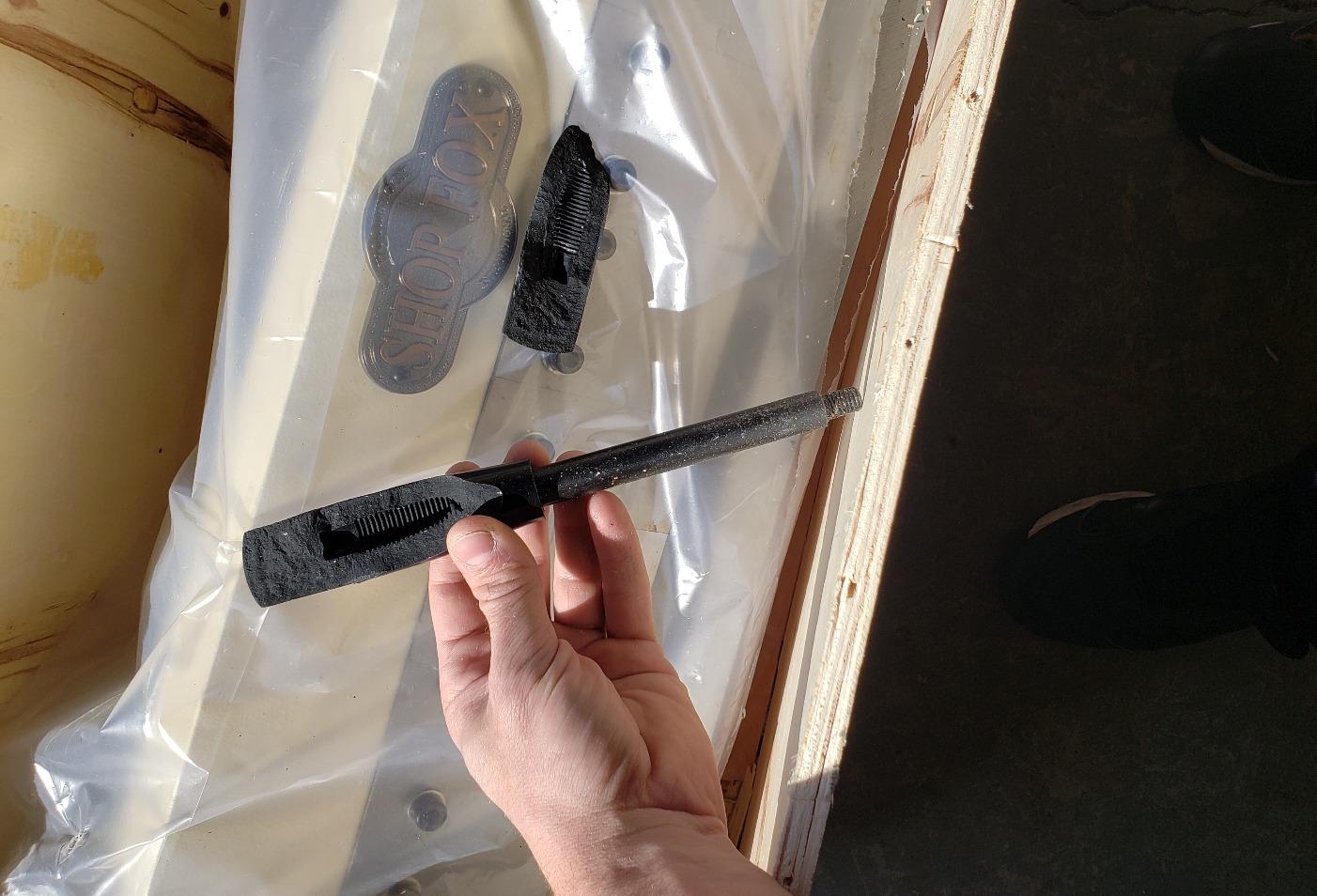 Shop Fox M1011 24-Inch Box and Pan Brake customer photo 4