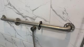 Moen Stainless Steel Bathroom Safety 32-Inch Grab Bar with Concealed Screws and Slip Resistant Peened Texture, R8732P customer photo 1