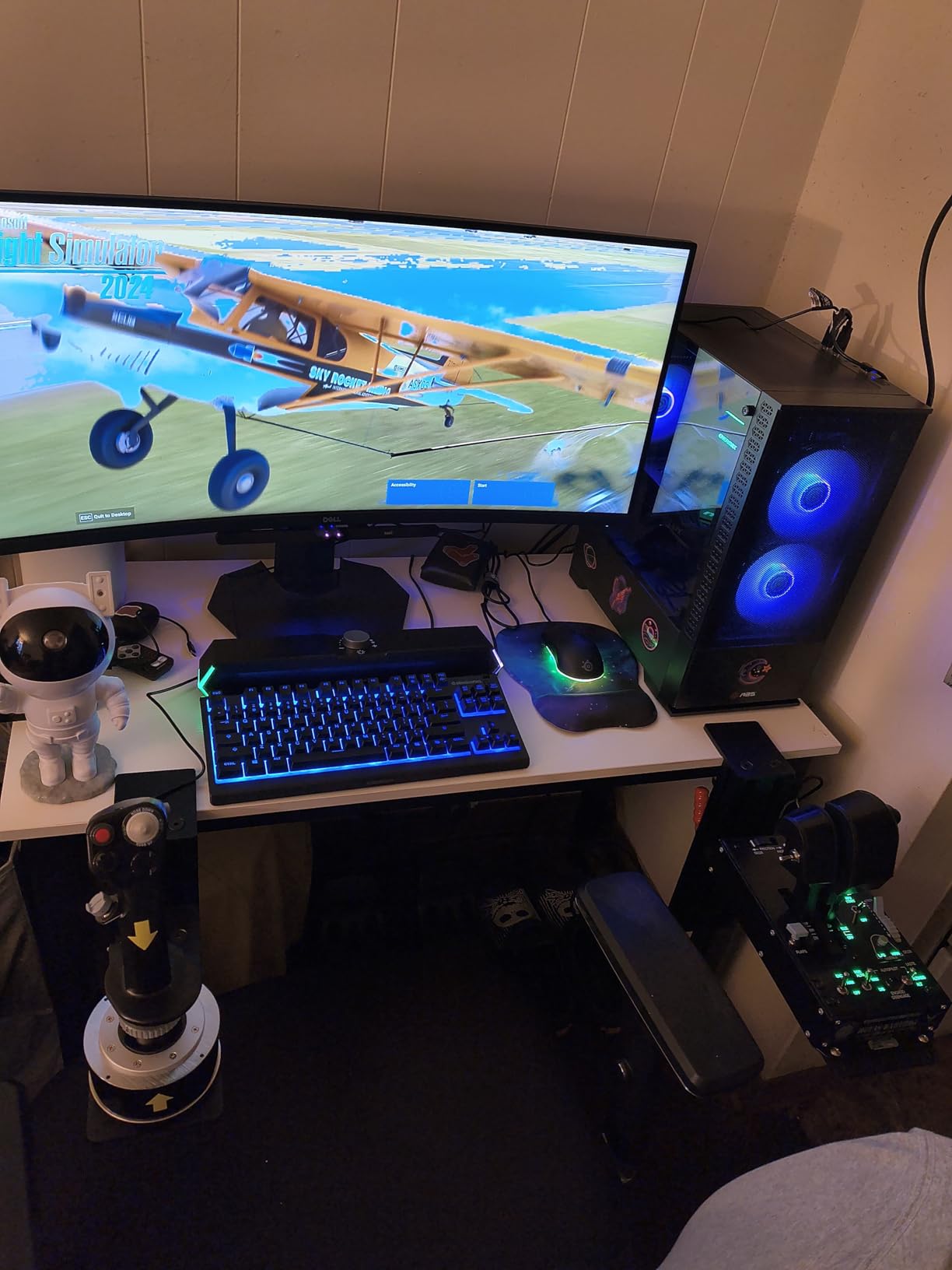 Thrustmaster HOTAS Warthog Flight Stick and Throttle - Metal Dual Throttle System, Official Replica of the U.S Air Force A-10C Aircraft Controls, Precision Flight Simulator Controller for PC customer photo 1