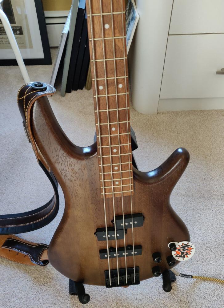 Ibanez Gio GSR200PW Bass Guitar - Pearl White customer photo 1