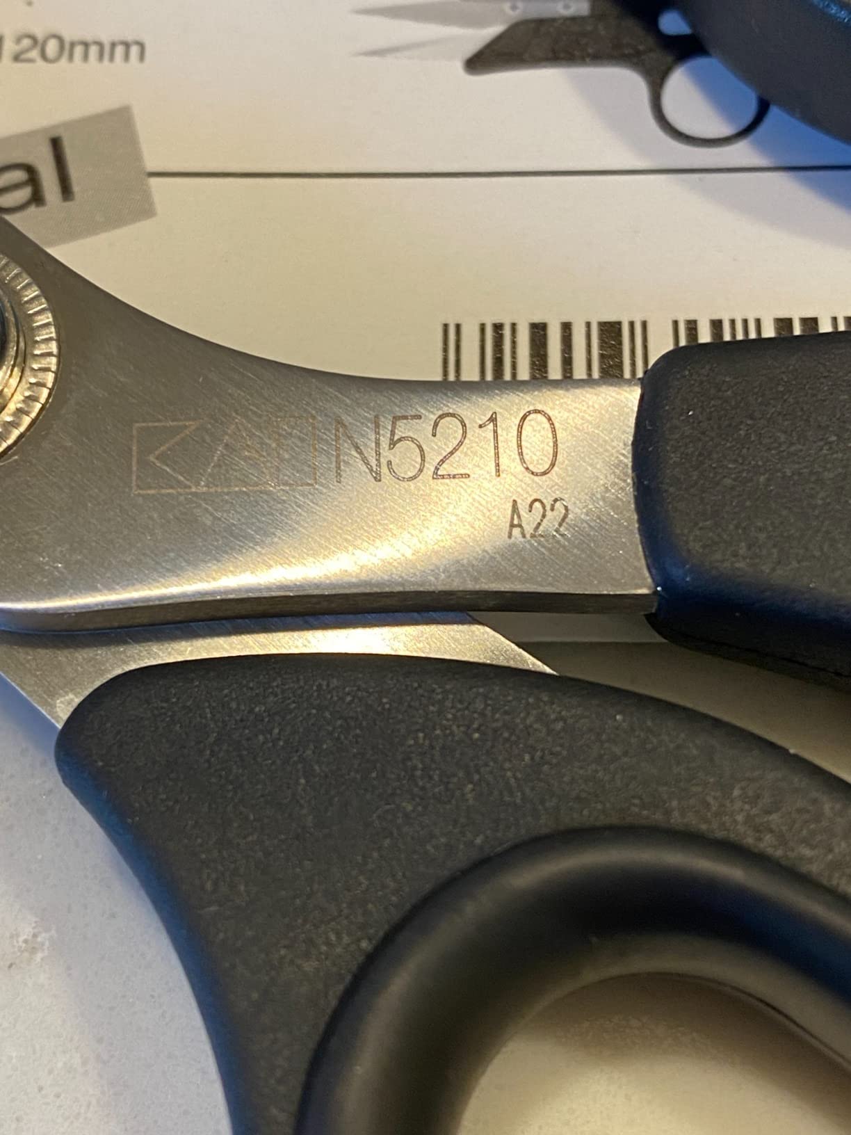 KAI 5210 8-inch Dressmaking Shears customer photo 1