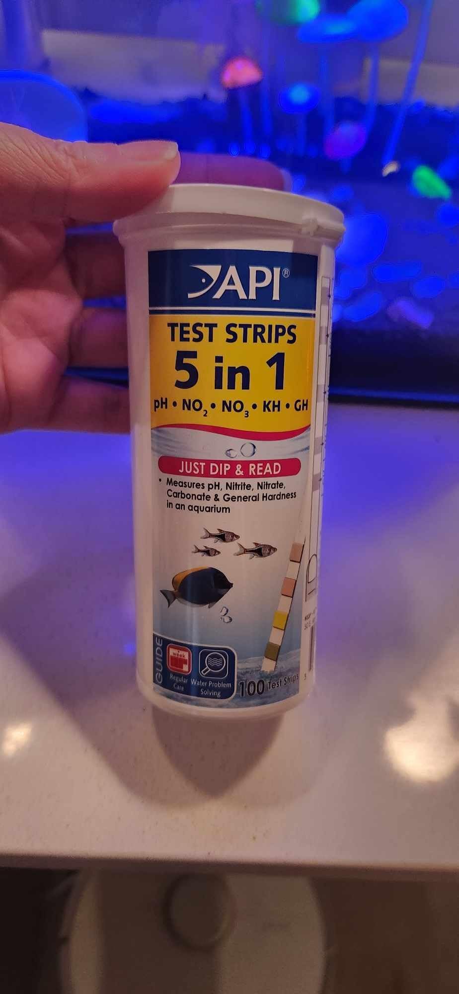API 5-IN-1 TEST STRIPS Freshwater and Saltwater Aquarium Test Strips 4-Count Box customer photo 1