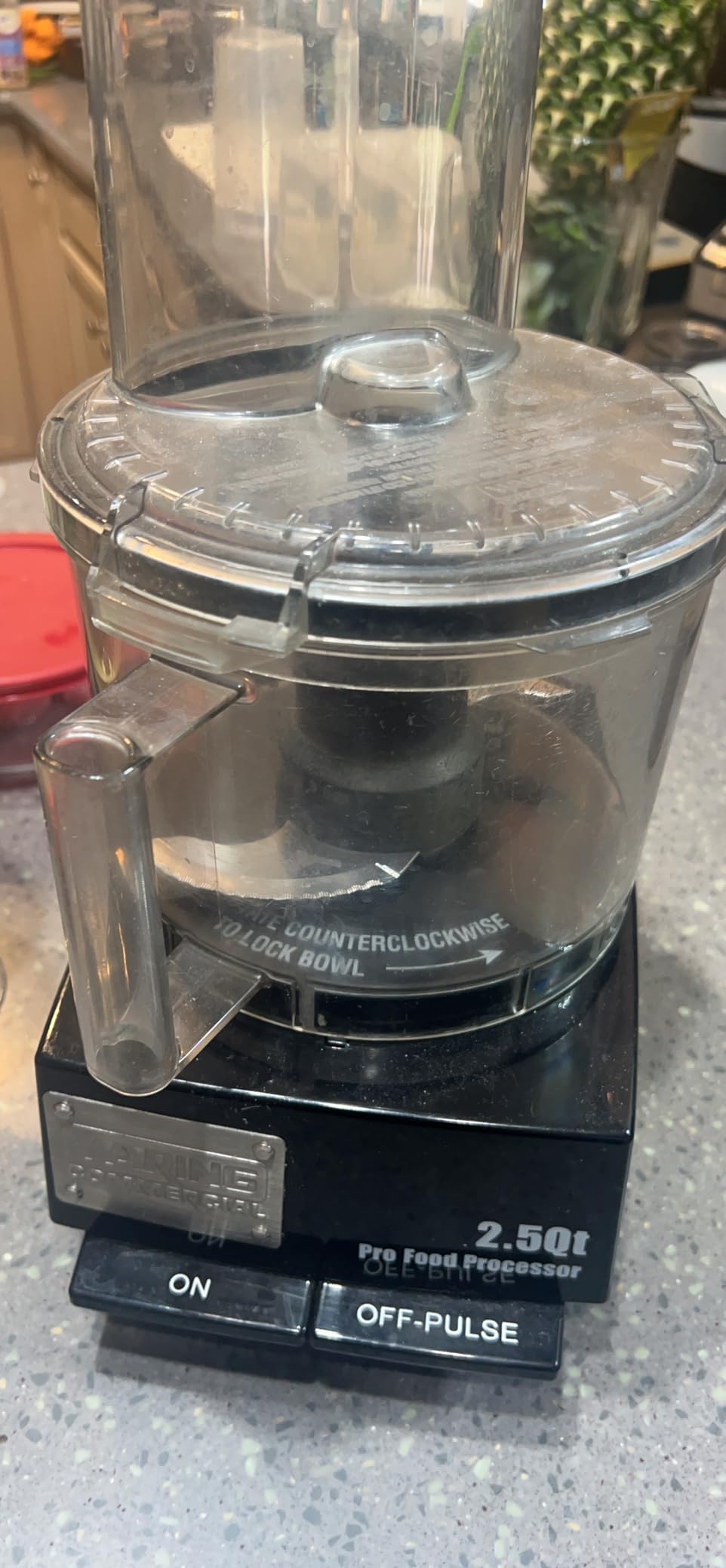 Waring Commercial WFP11SW 2.5 Quart Food Processor, 3/4 HP Motor, Low Profile Design, Patented LiquiLock Seal Bowl System, Includes Whipping Disc and a Standard S blade for Chopping, Pureeing, and Emulsyfying, 120V, 5-15 Phase Plug customer photo 1