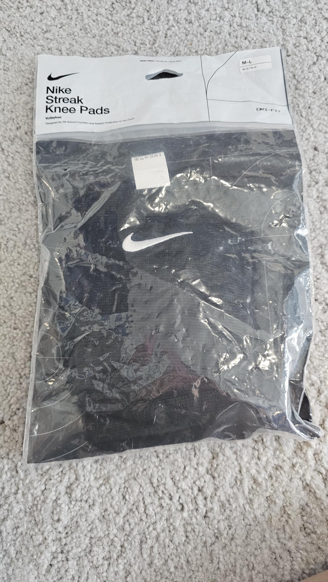 Nike Streak Volleyball Knee Pad (Medium/Large, White) customer photo 1