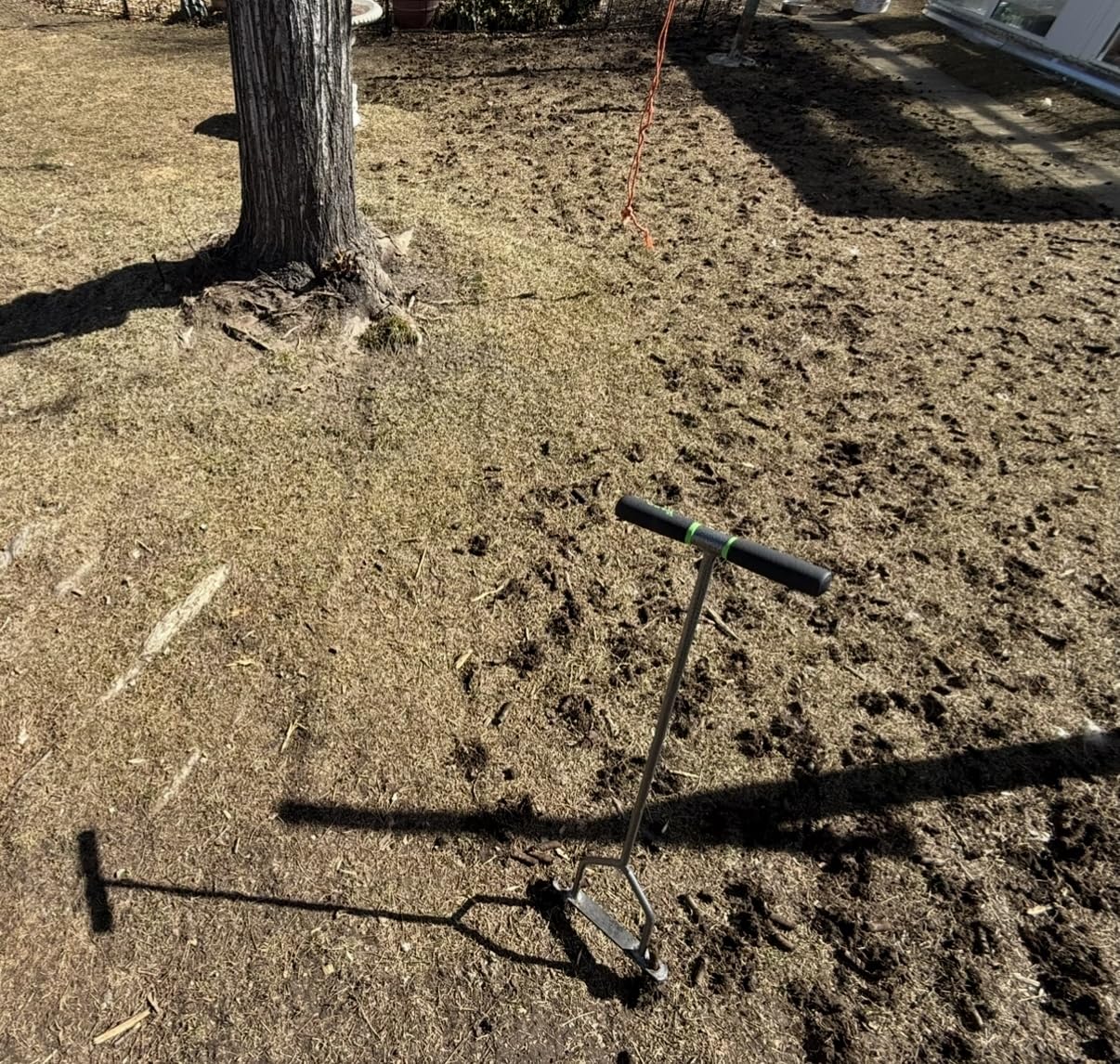 Yard Butler Manual Lawn Coring Aerator, ID-6C - Lawn Care Tool for Aerating - Long-Handled - Power-Coated Steel Construction - Comfortable Cushioned Handles Garden Tool - Easy to Use customer photo 2