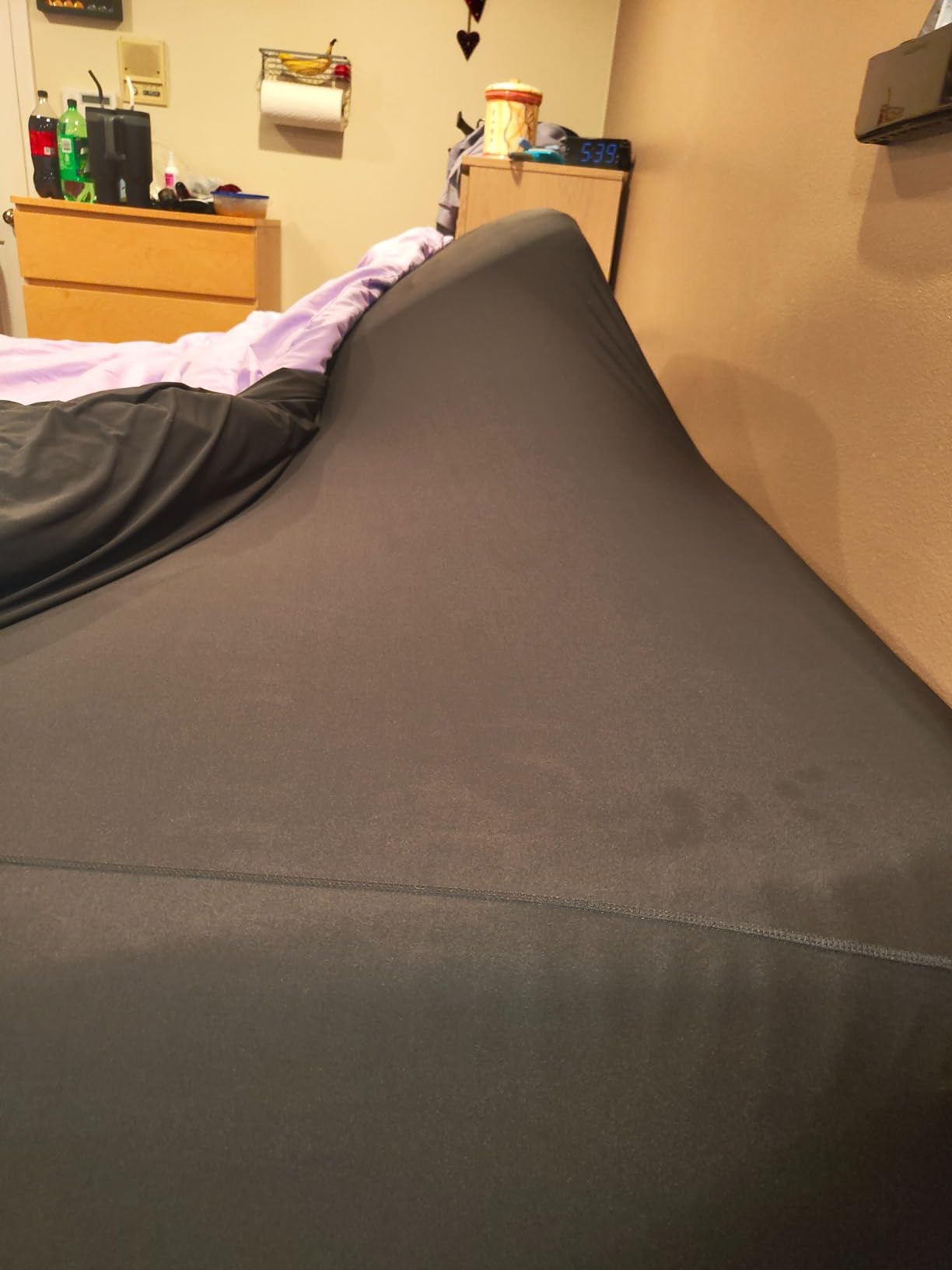SHEEX - Original Performance Sheets Set (Queen) Graphite - Cooling Sheets - Moisture Wicking - 1 Flat Cooling Sheet, 1 Fitted Cooling Sheet, 2 Pillow Covers - Wrinkle Free - Sleep Aid customer photo 1