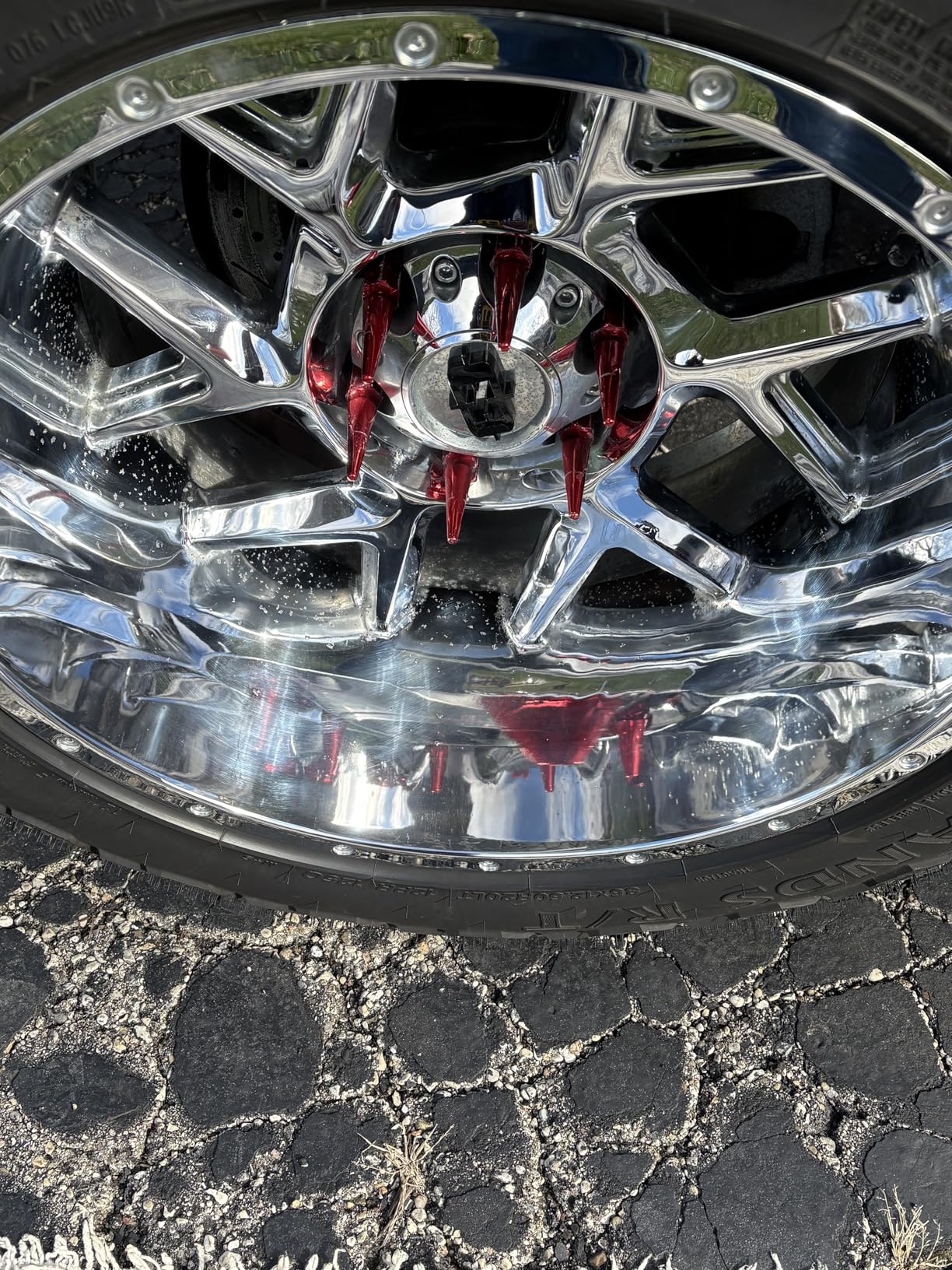 Chemical Guys Heavy Metal Polish Restorer and Protectant - Cleans, Restores & Protects, Aluminum, Stainless Steel, Chrome Polish & More, Safe for Cars, Trucks, Motorcycles, RVs, and Boats - 16 oz customer photo 1