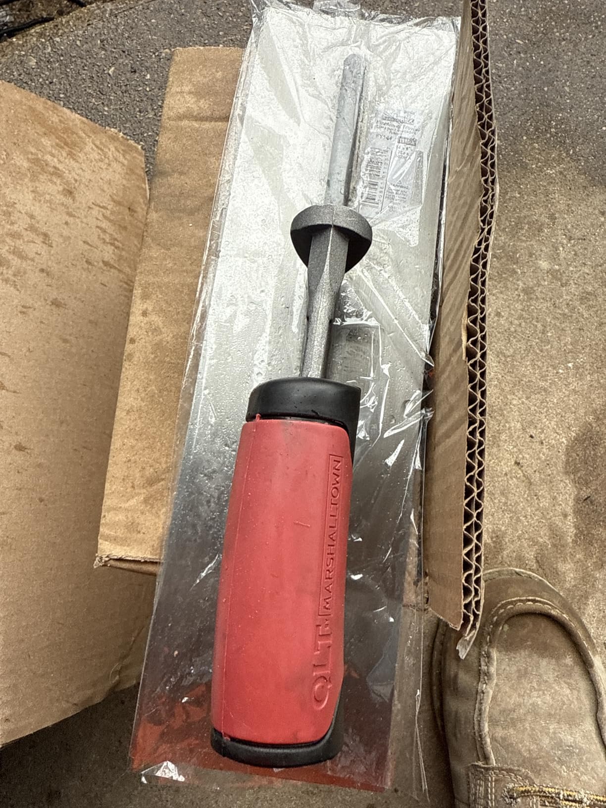 MARSHALLTOWN QLT Concrete Finishing Trowel, 14 x 4 Inch Carbon Steel Blade, Soft Grip Handle, FT144 customer photo 1