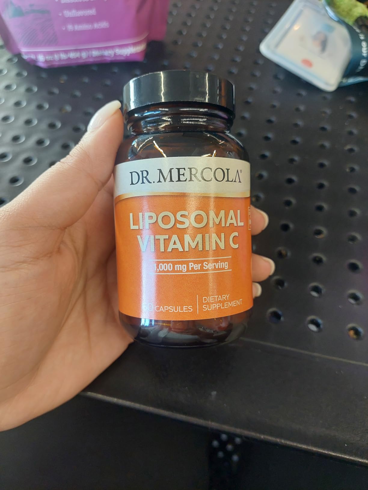 Dr. Mercola Liposomal Vitamin C - Brain, Heart, Eye & Immune Support - Provides 1,000 mg of Bioavailable Vitamin C - Non-GMO, Gluten-Free & Soy-Free - 180 Capsules (90 Servings) customer photo 1