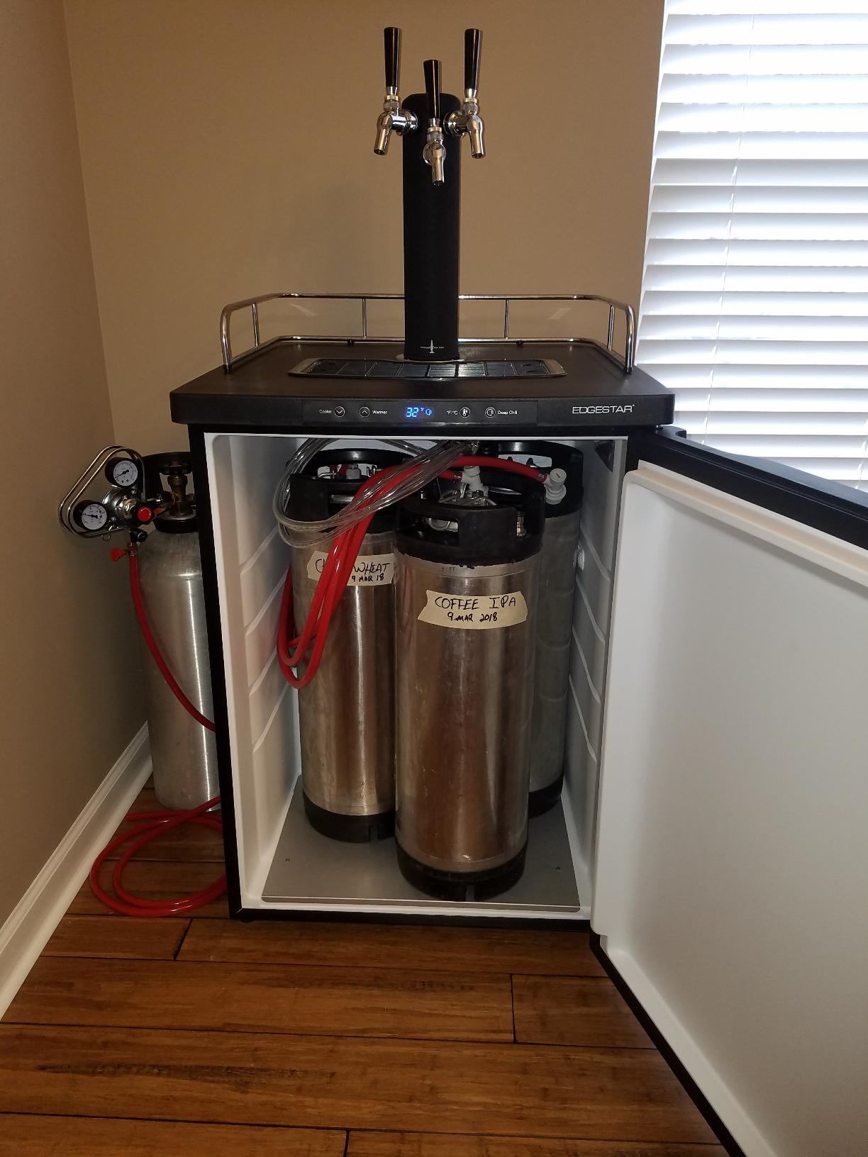EdgeStar KC3000SS Full Size Kegerator with Digital Display - Stainless Steel with Black customer photo 2