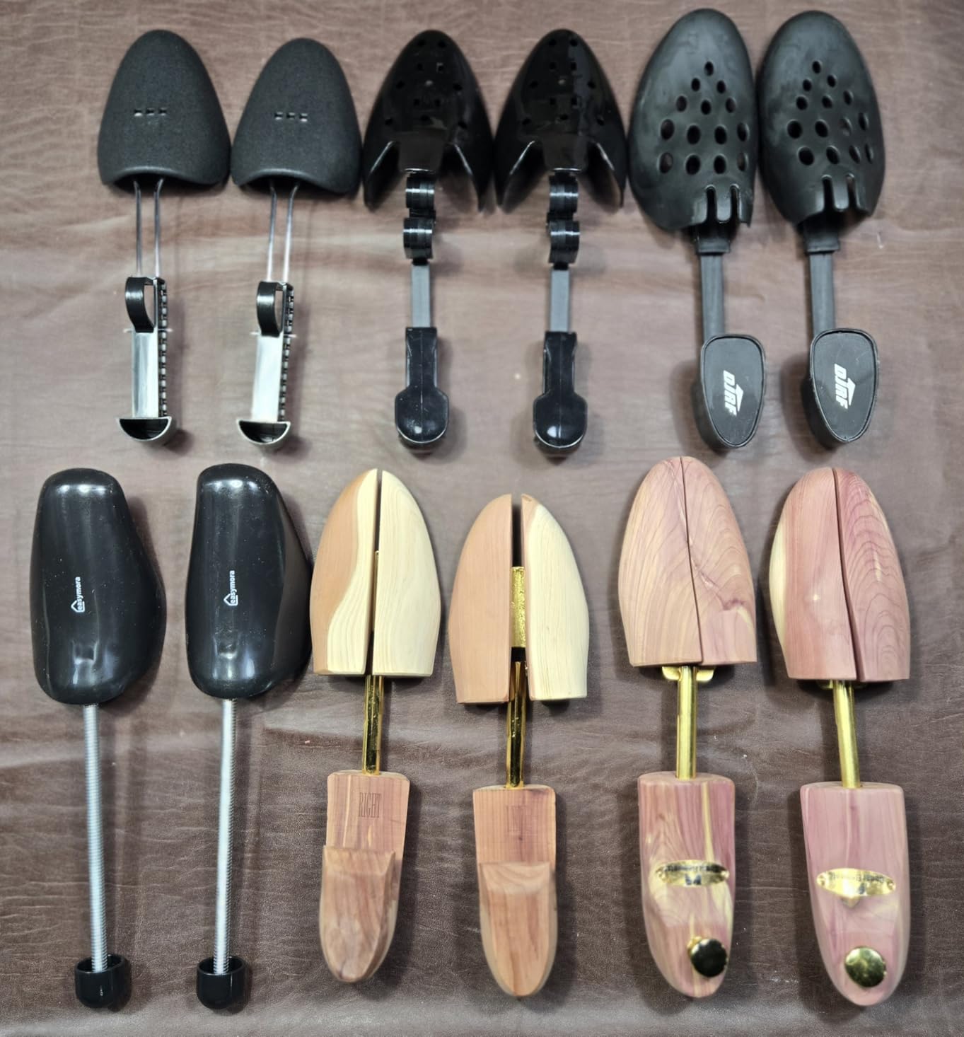 Split-Toe Cedar Shoe Tree - 2 Pack customer photo 2