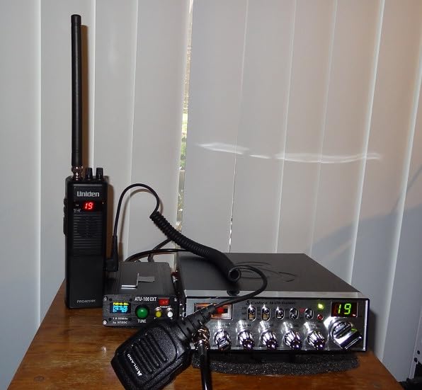 Uniden PRO401HH Professional Series 40 Channel Handheld CB Radio, 4 Watts Power with Hi/Low Power Switch, Auto noise cancellation, Belt Clip And Strap Included, 2.75in. x 4.33in. x 8.66in. customer photo 1