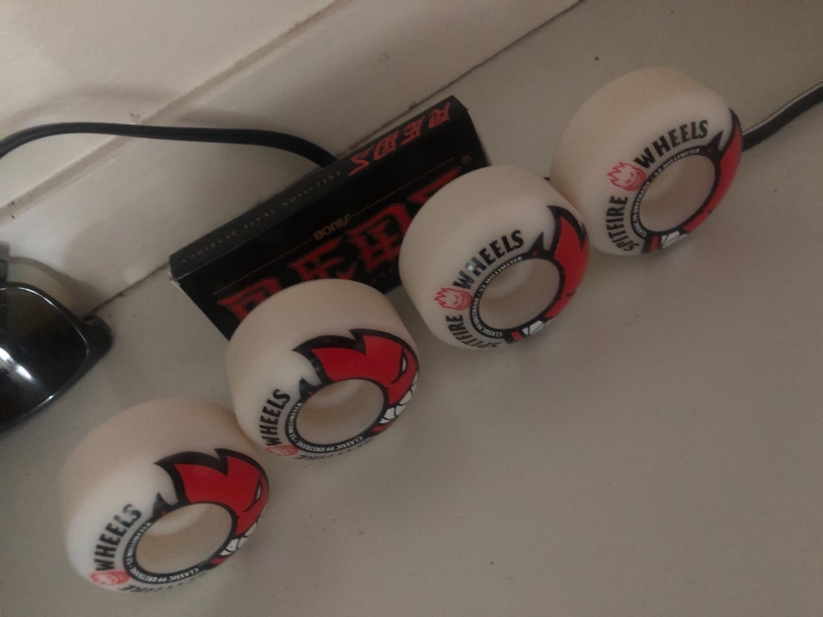 Spitfire Bighead Skateboard Wheels - Set of 4, Unisex, red, 52 mm customer photo 2