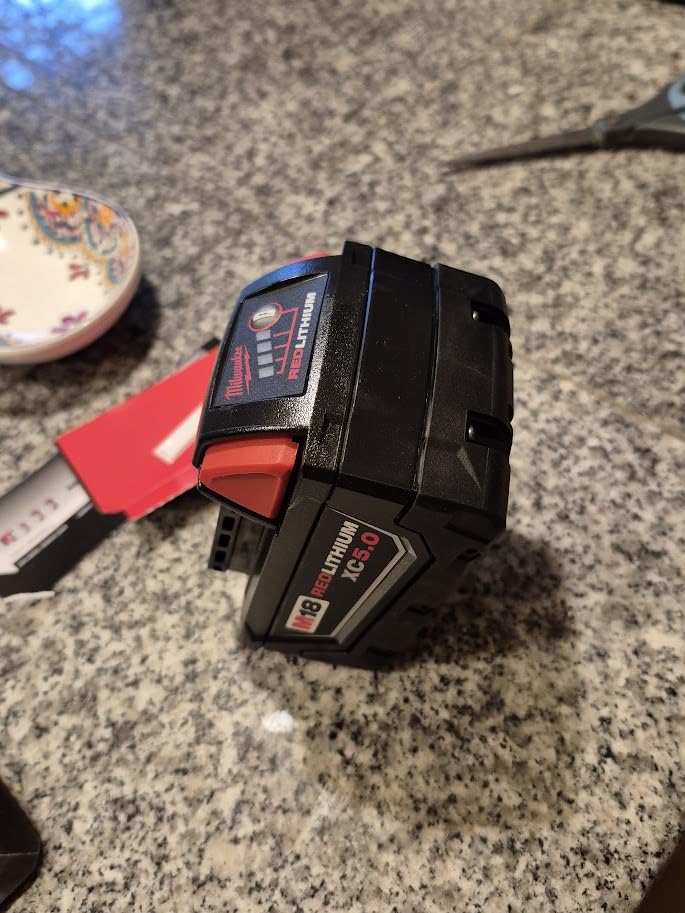 Milwaukee 48-11-1850 M18 REDLITHIUM 5.0Ah Battery Pack customer photo 2