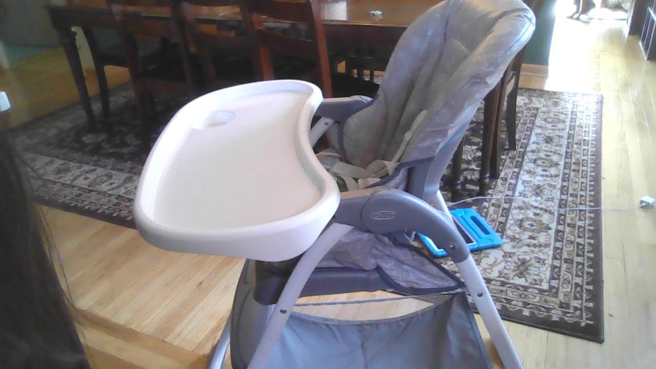 Graco Slim Snacker High Chair, Ultra Slim, Fast-Folding, Multiple Recline Positions, Comfortable Feeding, Whisk customer photo 1
