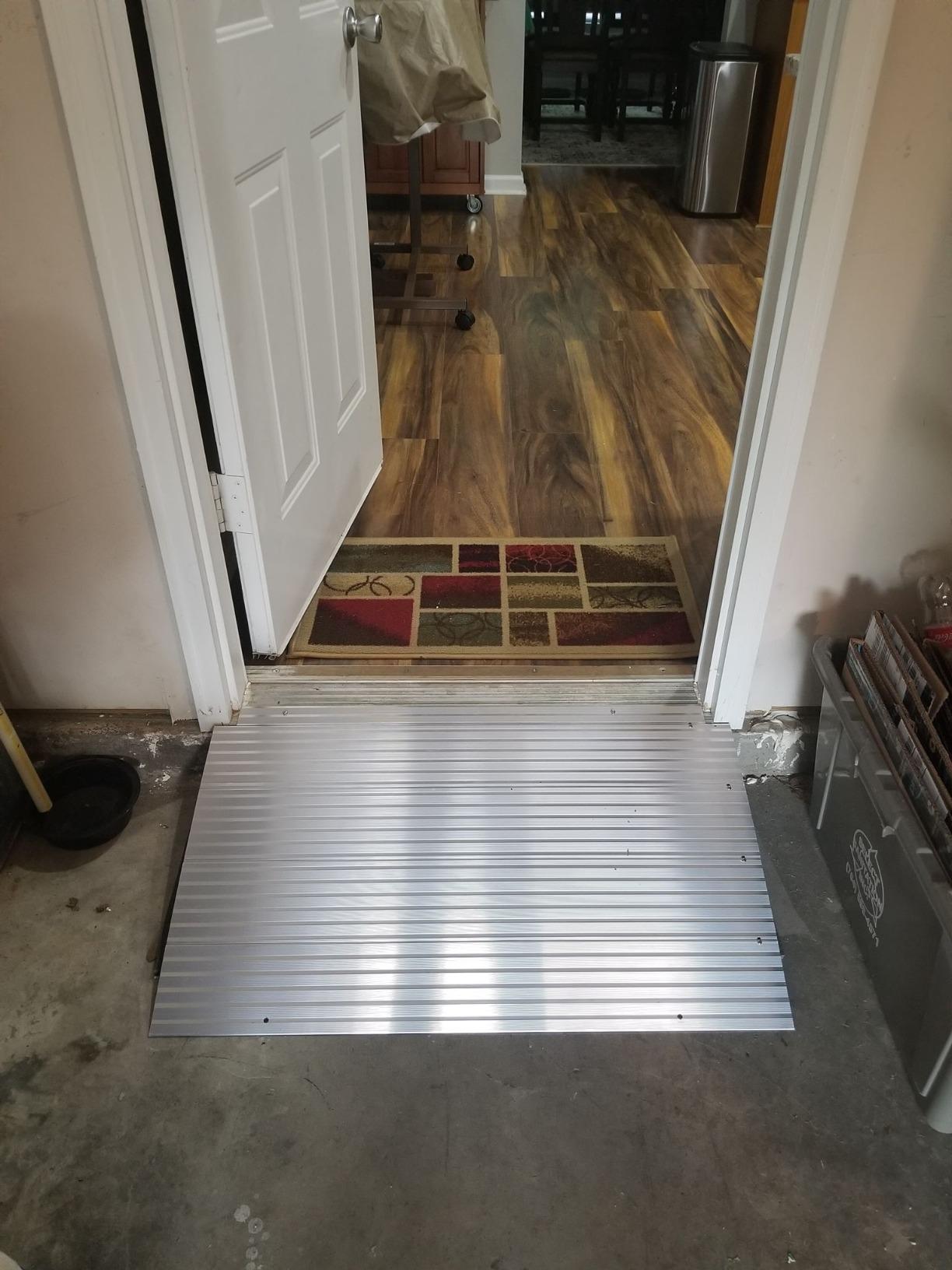 EZ-ACCESS Transitions Modular Entry Ramp, Self Supporting, Aluminum, 1.5 in | For Home Steps, Door Thresholds, and Sliding Doors, Adjustable Modular Transitions, Walker and Wheelchair Access customer photo 1