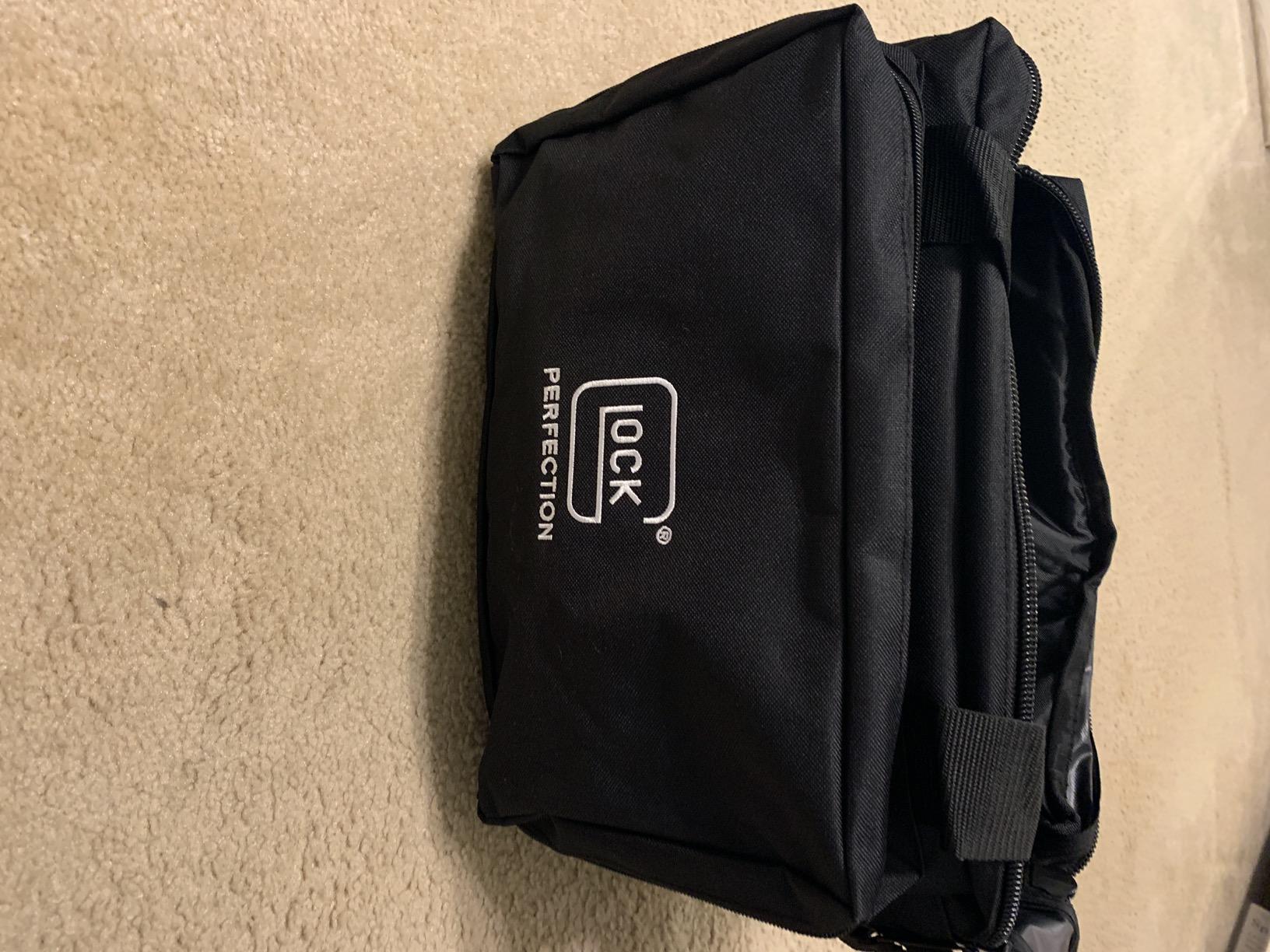 Glock Perfection AP60219 4-Pistol Nylon Range Bag, Black customer photo 2