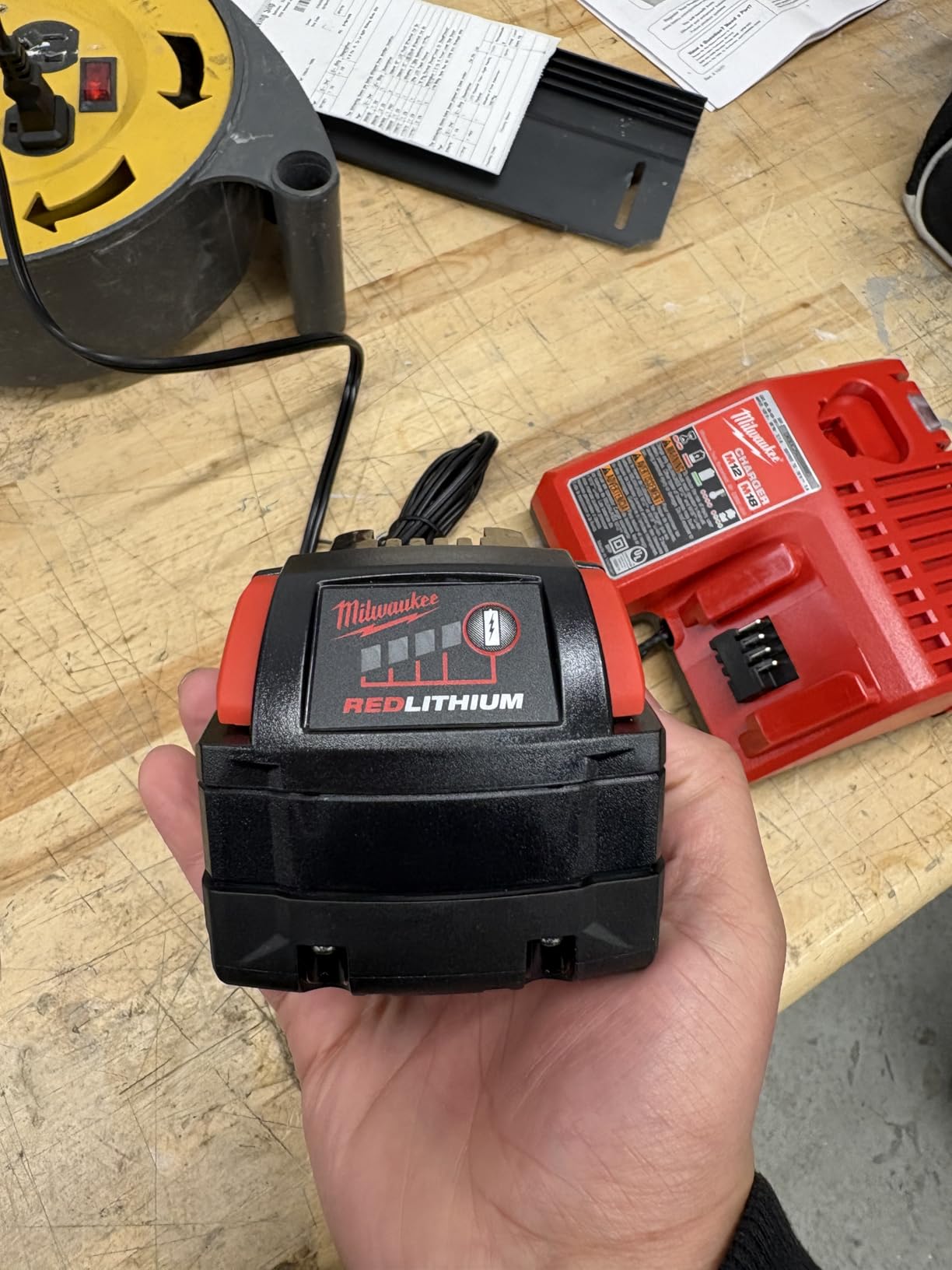 Milwaukee 48-59-1850 M18 RED LITHIUM XC 5.0 Ah Batteries (2) + 48-59-1812 M12 and M18 Multi Voltage Charger kit customer photo 2