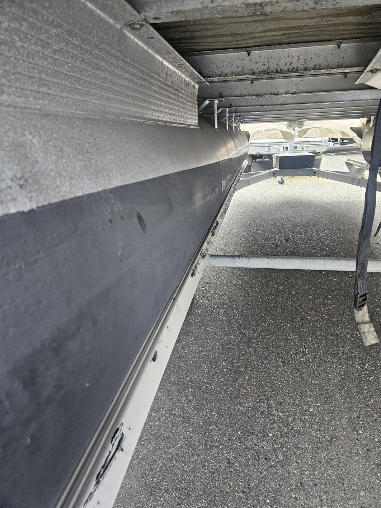 TotalBoat Alumipaint AF Aluminum and Pontoon Boat Bottom Paint (Navy Blue, Gallon) customer photo 1