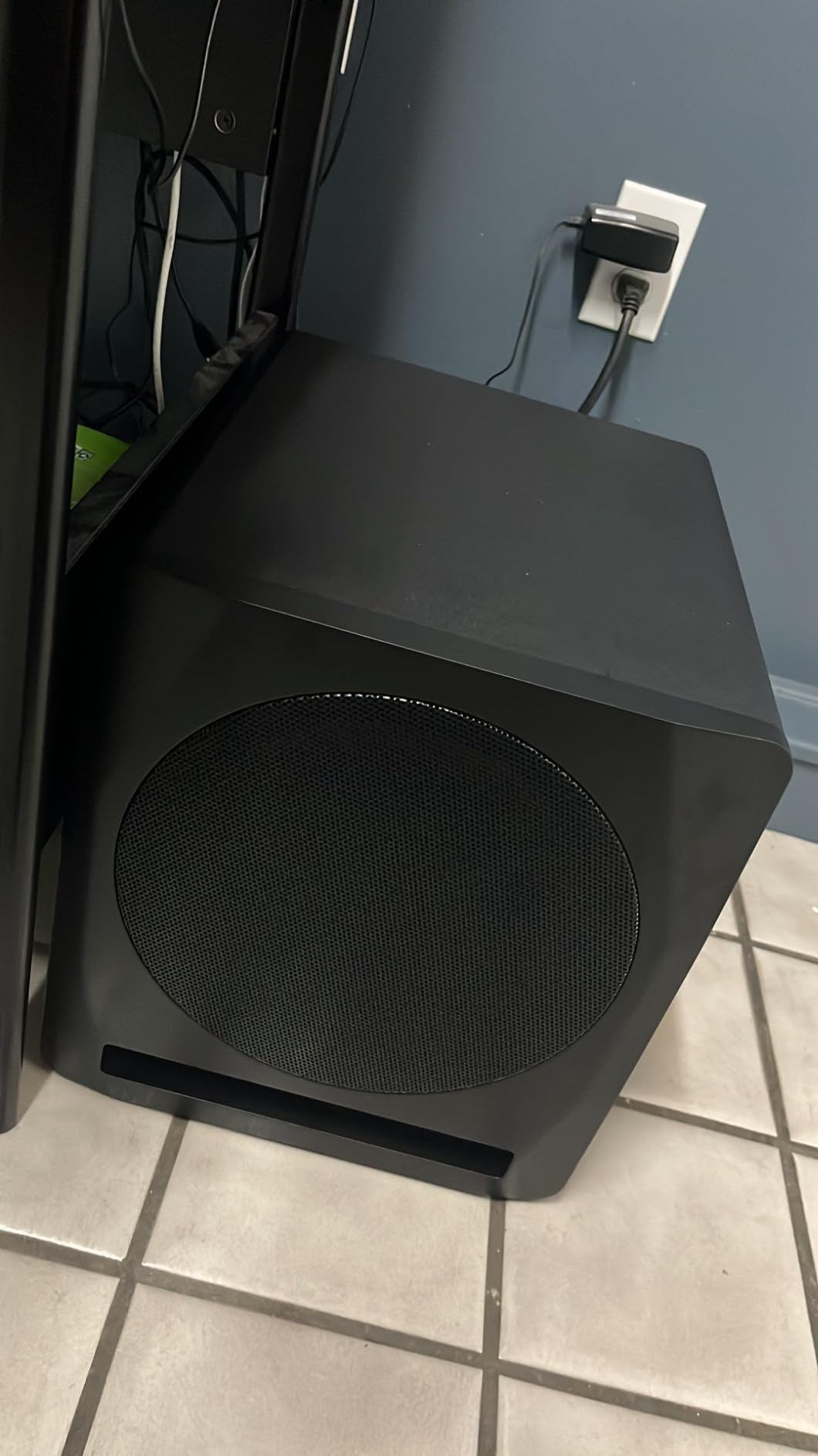 Rockville APM10B Active Studio Subwoofer in Black, 10