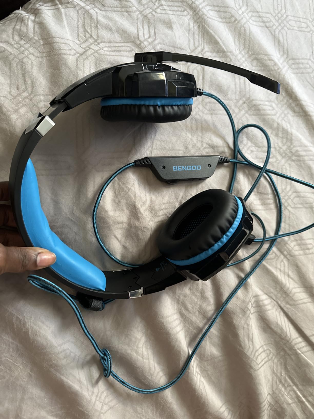 BENGOO G9000 Stereo Gaming Headset for PS4 PC Xbox One PS5 Controller - Noise Cancelling Over Ear Headphones with Mic - LED Light - 7.1 Surround Sound - Soft Memory Earmuffs for Nintendo Xbox Series X|S customer photo 2