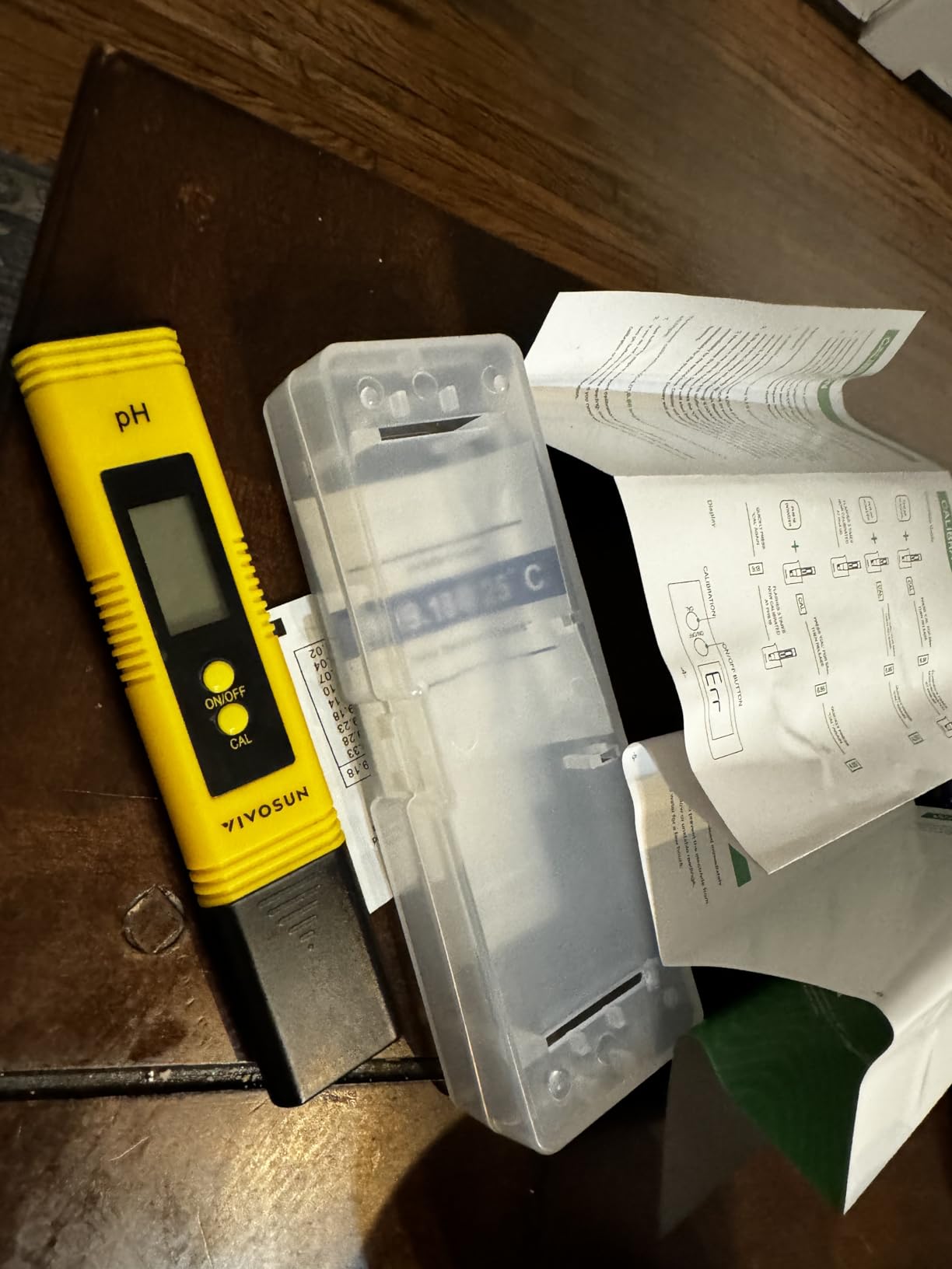 VIVOSUN Digital pH Meter, 0.01pH High Accuracy Pen Type pH Tester for Hydroponics, Household Drinking, Pool and Aquarium, Yellow, UL Certified customer photo 2