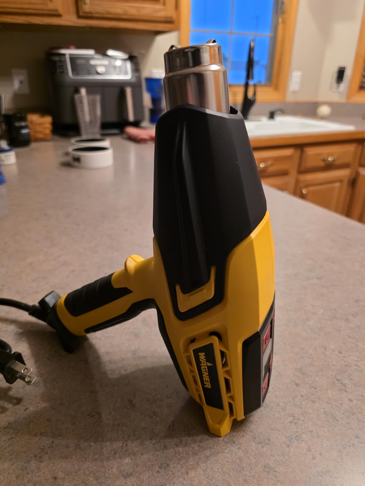 Spraytech 0503070 FURNO 700 Digital Heat Gun, 2 Nozzles & Temperature Setting Ranging 125°F to 1300°F, Electric Heat Gun for Paint Removal, Bending PVC, Crafts and More customer photo 1