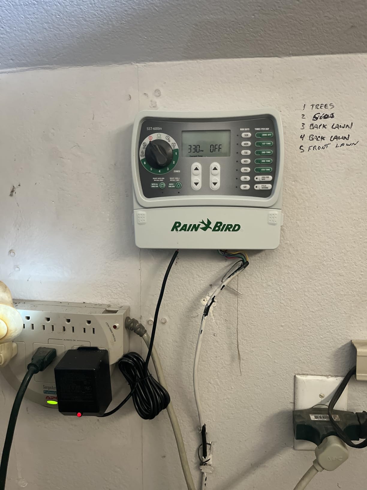 Rain Bird SST600IN Simple-to-Set Indoor Sprinkler/Irrigation System Timer/Controller, 6-Zone/Station customer photo 1