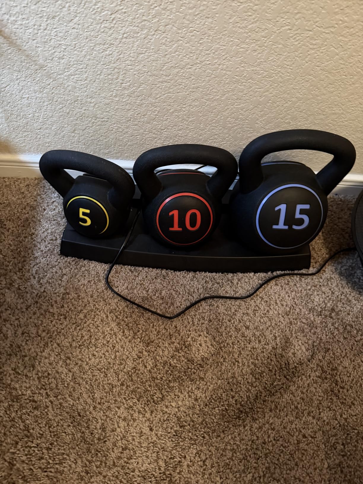 Best Choice Products 3-Piece Kettlebell Set with Storage Rack, HDPE Coated Exercise Fitness Concrete Weights customer photo 1