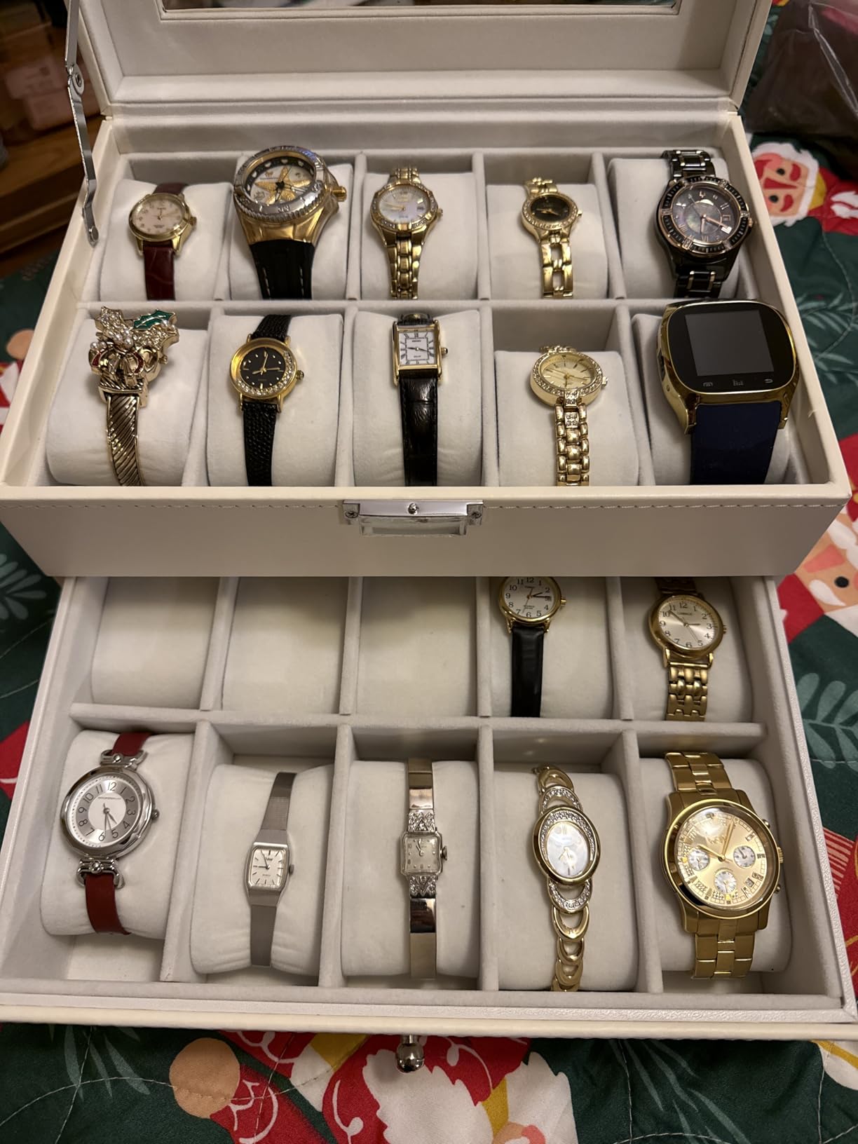 BEWISHOME Watch Case, 20-Slot Watch Box Organizer for Men Watch Case with Large Glass Lid Watch Travel Case Removable Watch Pillows, Mens Jewelry Box Watch Display Case, Watch Storage, Black SSH04B customer photo 1
