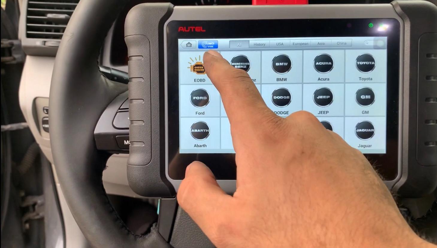 Autel Scanner MaxiCOM MK808S: 2026 Bidirectional Tool as MK808BT Pro MX808S M808Z, Work as MaxiCheck MX900 MK900BT, 28+ Service, Active Test, All System Diagnose, Injector C0ding, FCA Autoauth OS 11 customer photo 2