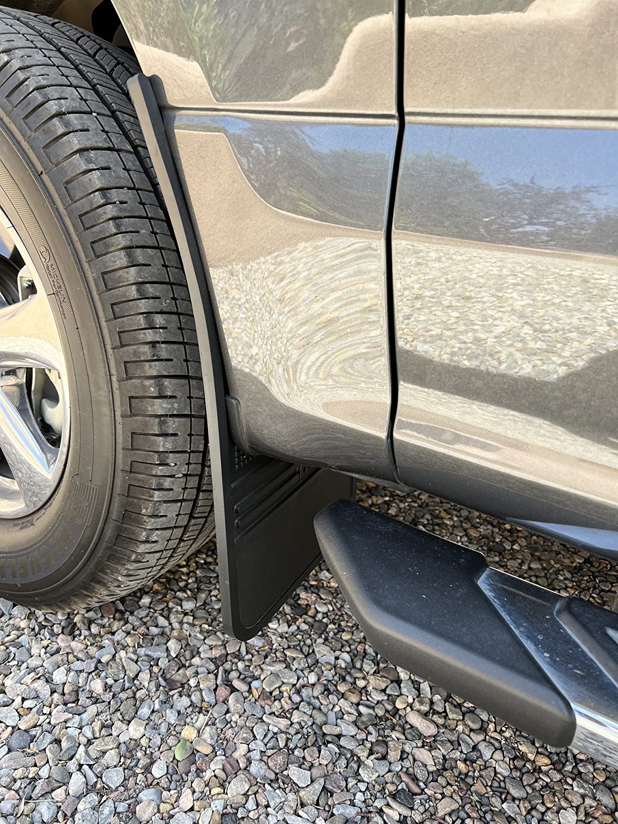 Husky Liners Universal Muddog Mud Flaps | Rubber Front Mud Flaps - 12 inch w/o Weight - Black | 55000 customer photo 1