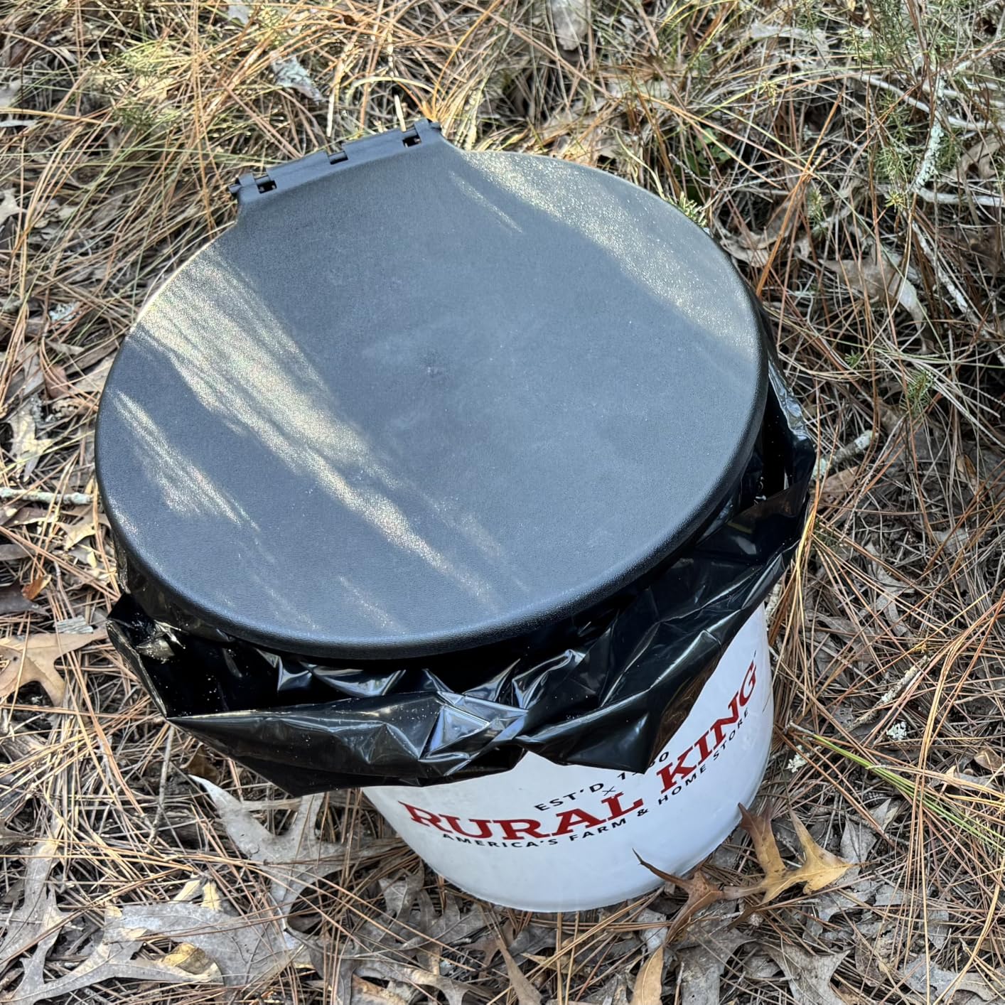 Camco Portable Toilet Bucket with Snap-On Seat and Lid, 5 Gallon, 41549 customer photo 1