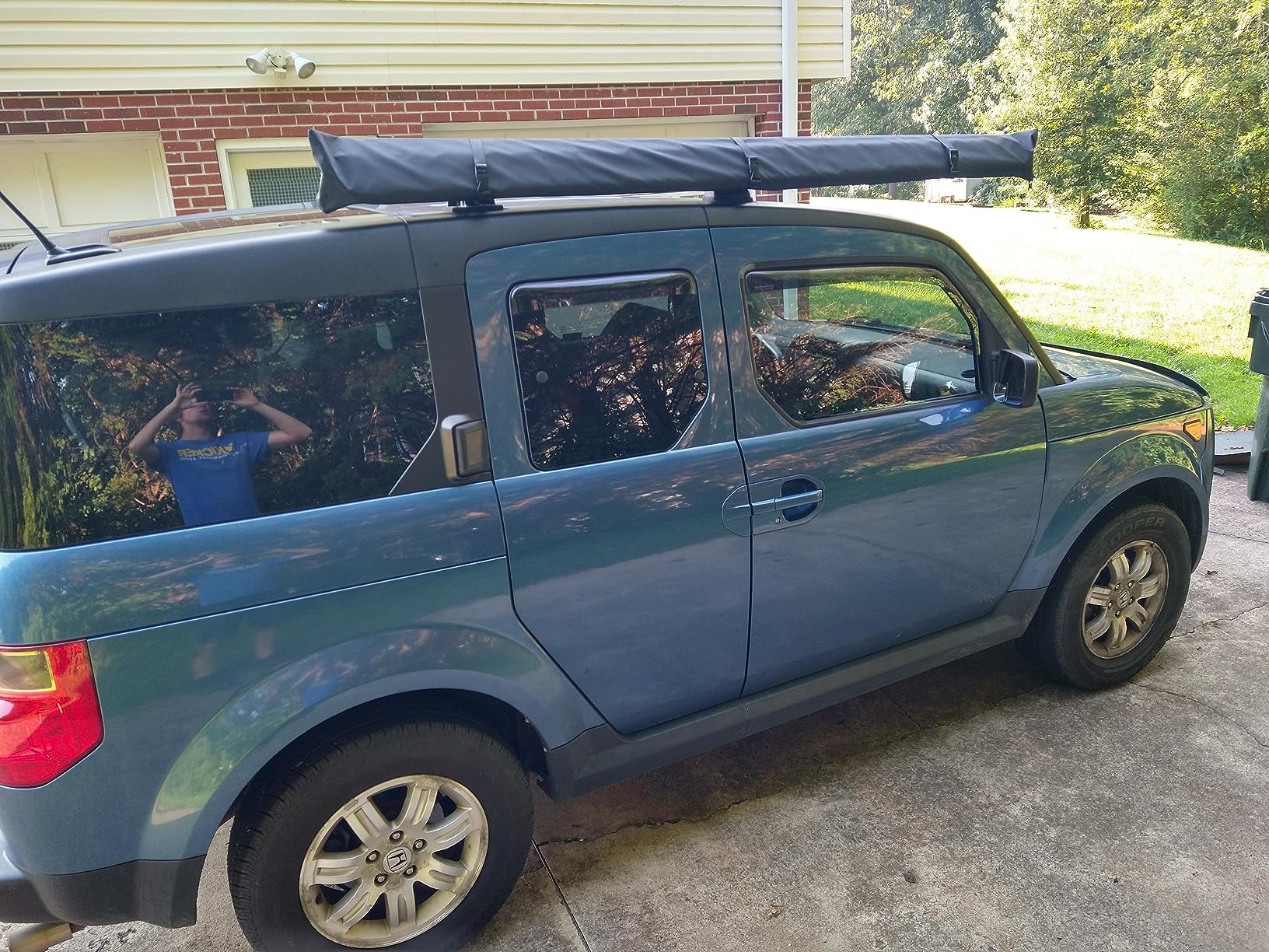 Yescom Vehicle Awning with Blackout Coating 6.6'x8.4' Retractable Car Side Roof Rack Overlanding Shade for SUV Truck Tailgate Outdoor Camping customer photo 1