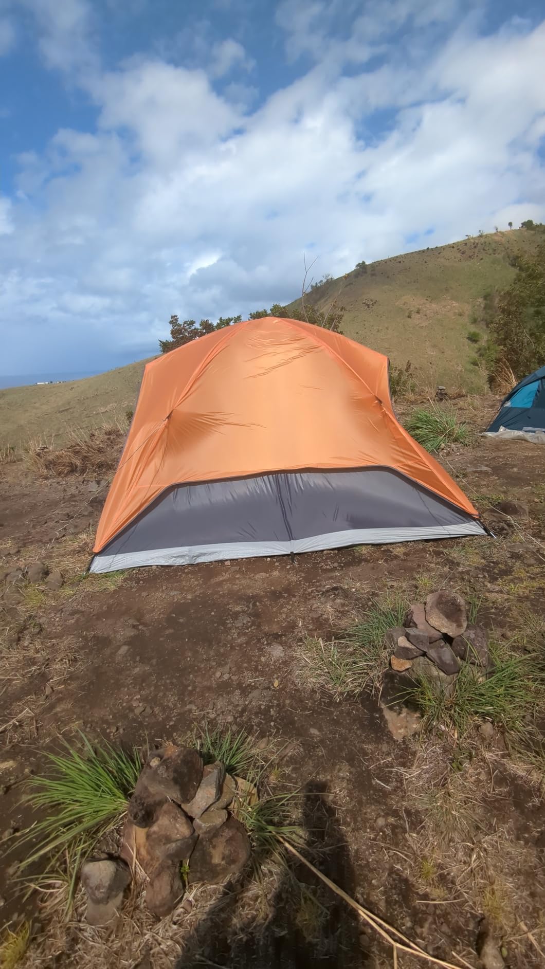 Amazon Basics Camping Tent, 3-Season Dome Design with Rainfly customer photo 2