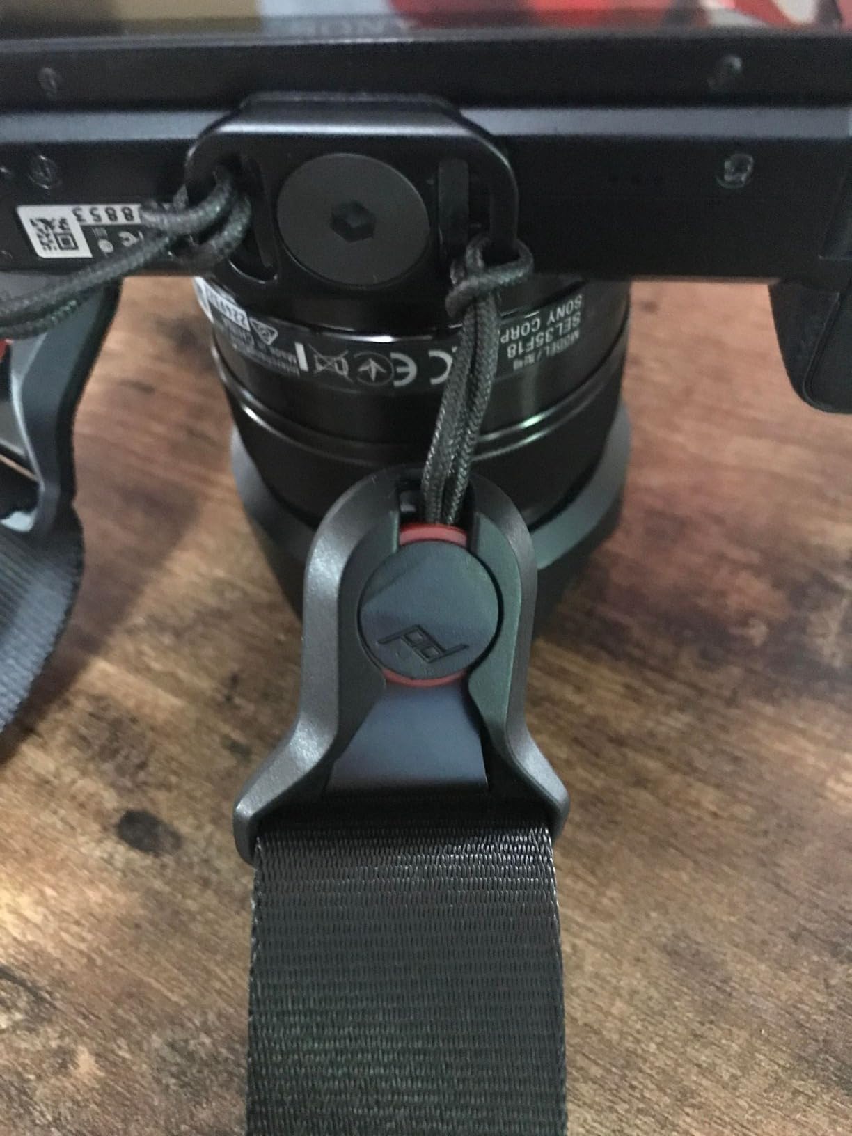 Peak Design Slide Lite Camera Strap, Black, Configurable as a Sling, Neck or Shoulder Strap, Quick Release and Connection, Smooth and Grippy Side, Camera Straps for Photographers, 200 lb Capacity customer photo 1