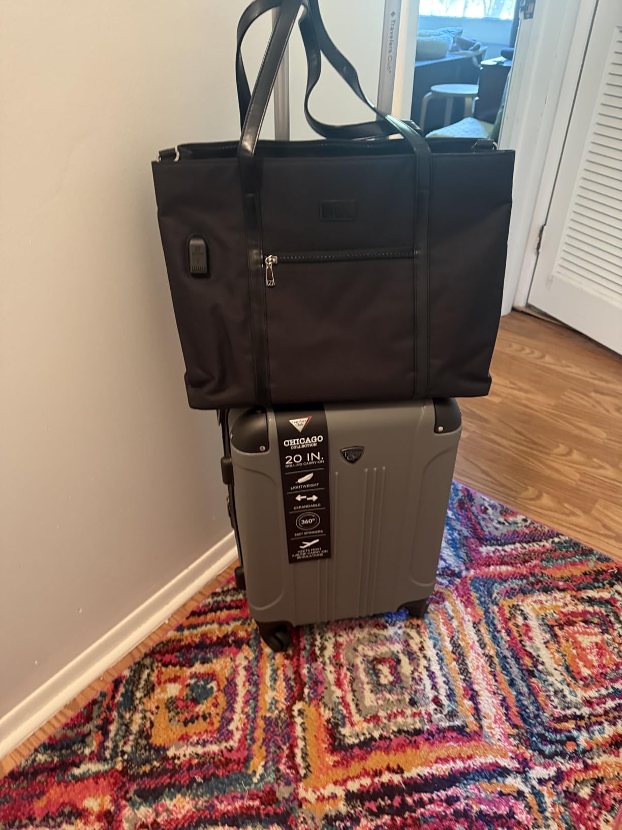 Travelers Club Chicago Hardside Expandable Spinner Luggage, Teal, 22