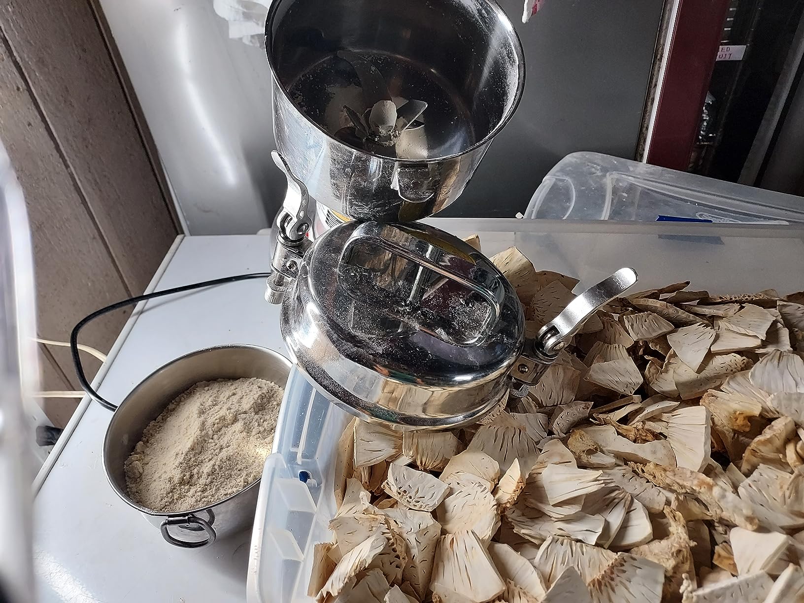 ALDKitchen Grain Mill | Swing Type Grinder for Spices, Herbs, Roots | Commercial Use | Stainless Steel | 110V (1000 g) customer photo 2