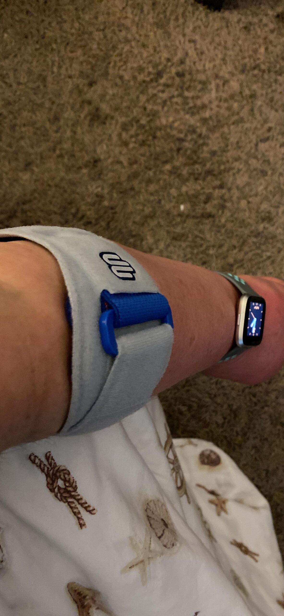 Bauerfeind EpiPoint Elbow Strap - Stabilizing Supports for Elbow Pain, Tendon Pain Relief for Tennis & Golfer's Elbow customer photo 2