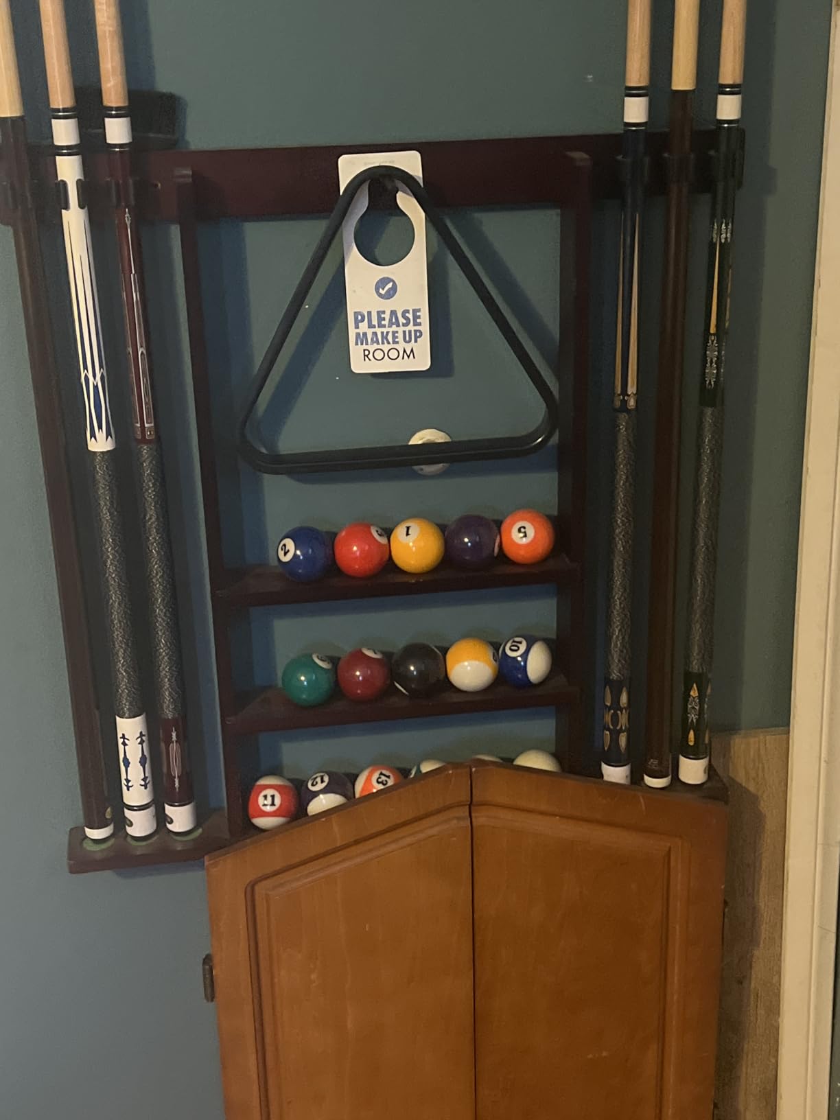 Flintar Wall Mount Cue Rack, Billiard Pool Cue Stick holder, Premium Quality Made in TAIWAN, Solid Hardwood customer photo 2