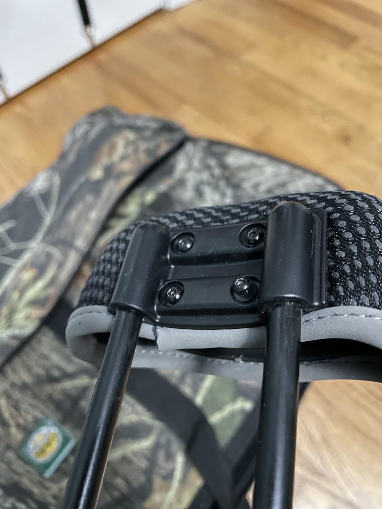 G5 Outdoors Head-Loc Air Quiet Low-Profile 4-Arrow Archery Quiver with Exo-Flex Hood for Bow Hunting and Target Practicing | Head-Loc Rubber Compression Technology customer photo 2