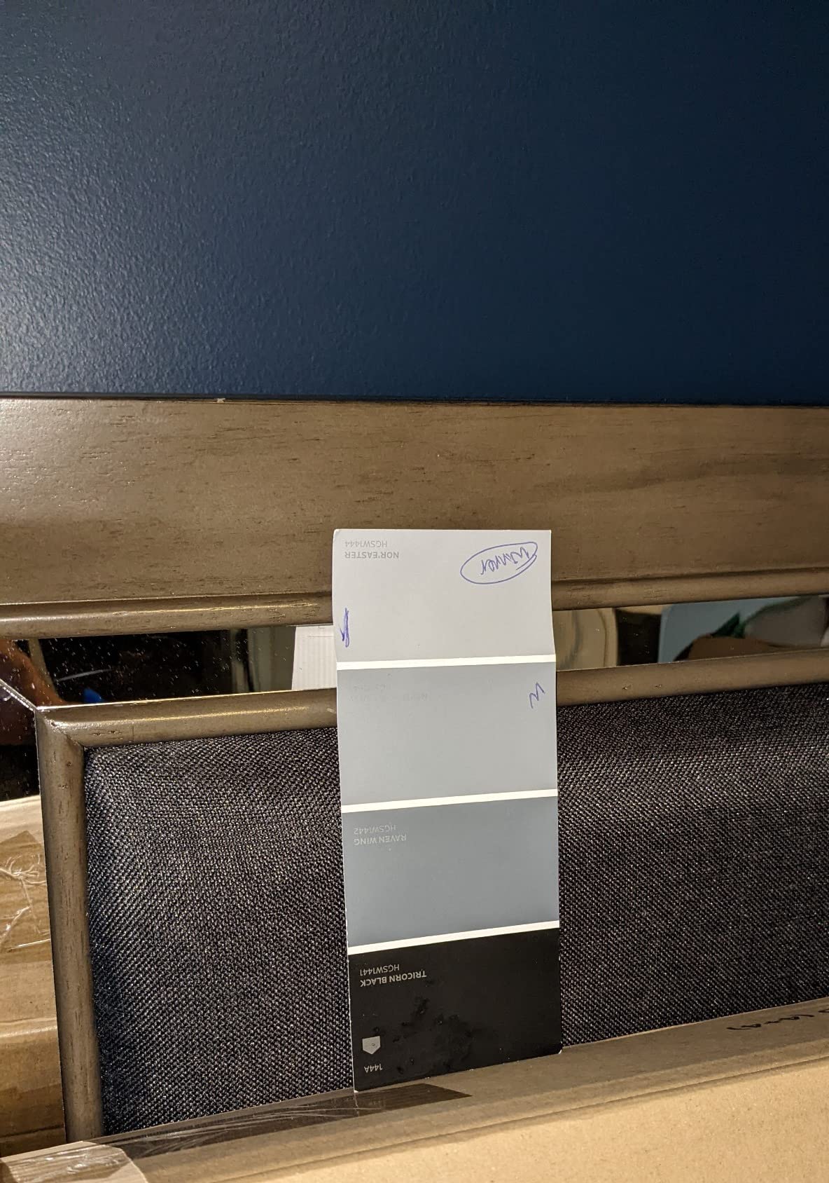 Kings Brand Furniture - 6-Piece Gray Wood with Faux Leather Headboard Queen Bedroom Set. Bed, Dresser, Mirror, Chest, 2 Night Stands customer photo 1