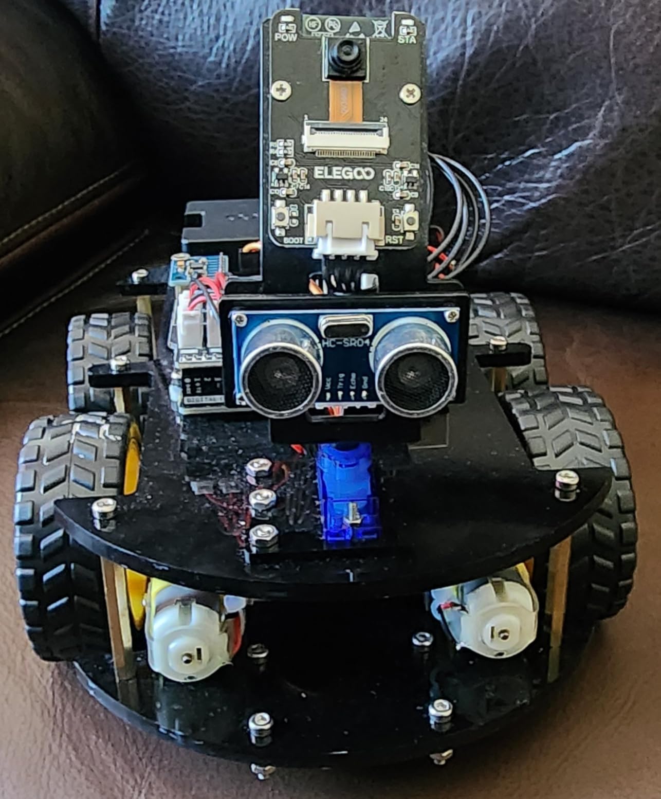 ELEGOO UNO R3 Smart Robot Car Kit V4 for Arduino Robotics for Kids Ages 8-12 12-16 STEM Science Kits Coding Gifts customer photo 1