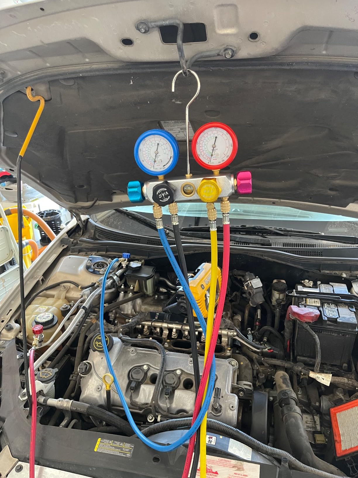 BACOENG AC Manifold Gauge Set for R134A R410A R22, HVAC Gauges with Hoses, 4 Way AutomotiveAir Conditioner Refrigerant Recharge Kit customer photo 1