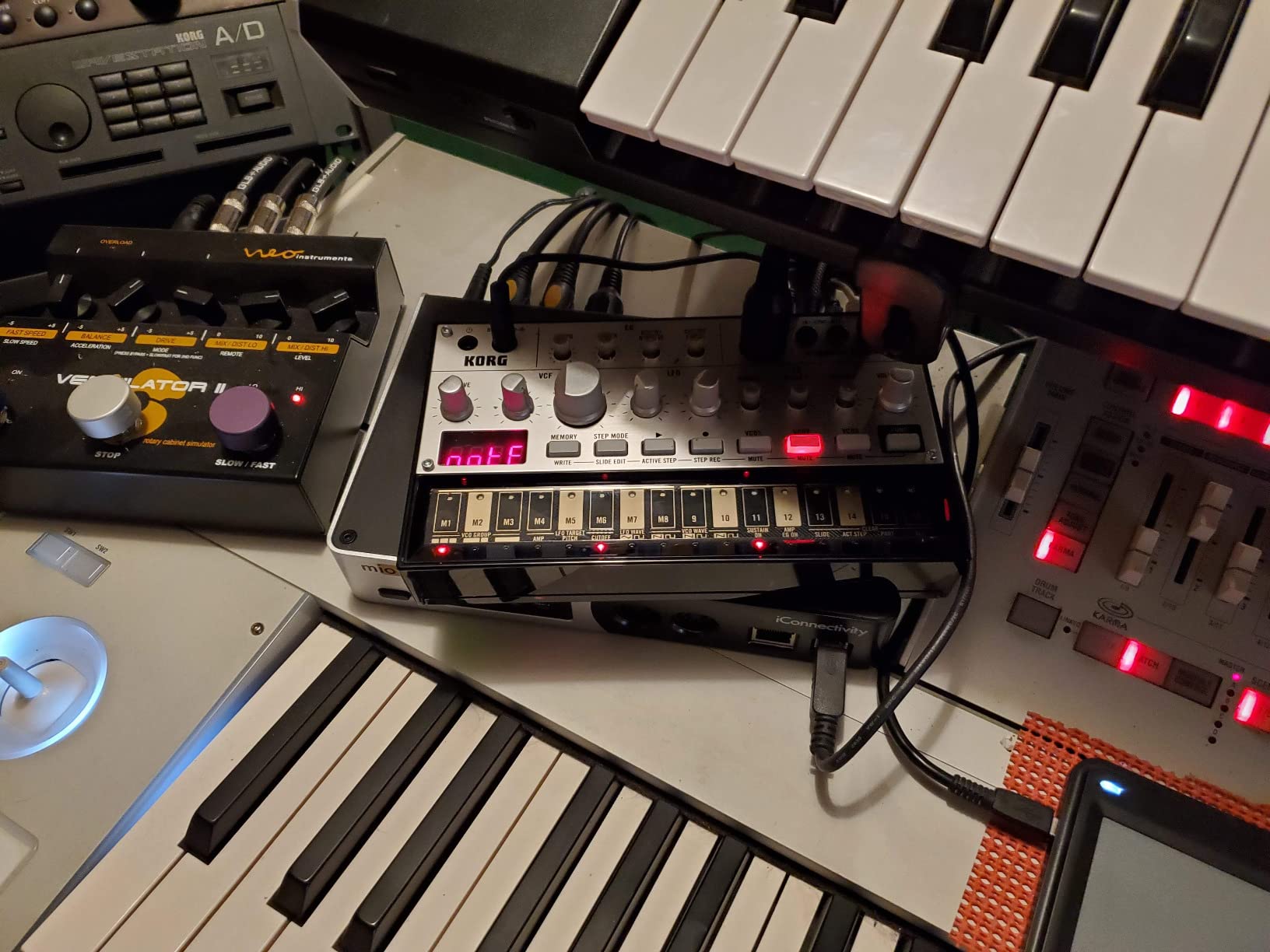 Korg Volca Drum Digital Percussion Synthesizer w/ 16-step Sequencer and Active Step customer photo 1