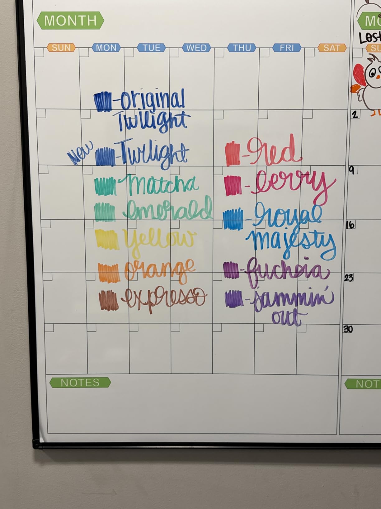 Crayola Take Note Dry Erase Markers for School (12ct) Essential Easter Basket Stuffers, Chisel Tip Whiteboard Markers, Spring Craft Supplies for Teachers, Low Odor customer photo 1